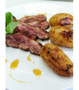 Magret de canard pomme de terre et sauce au miel